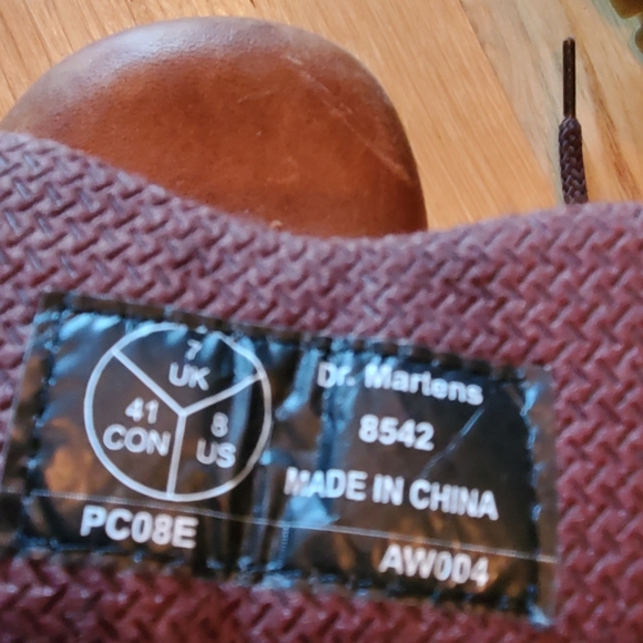 Dr. Martens - Picture 3 of 4